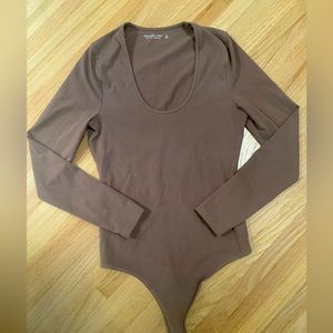 Taupe Abercrombie Seamless Bodysuit Medium